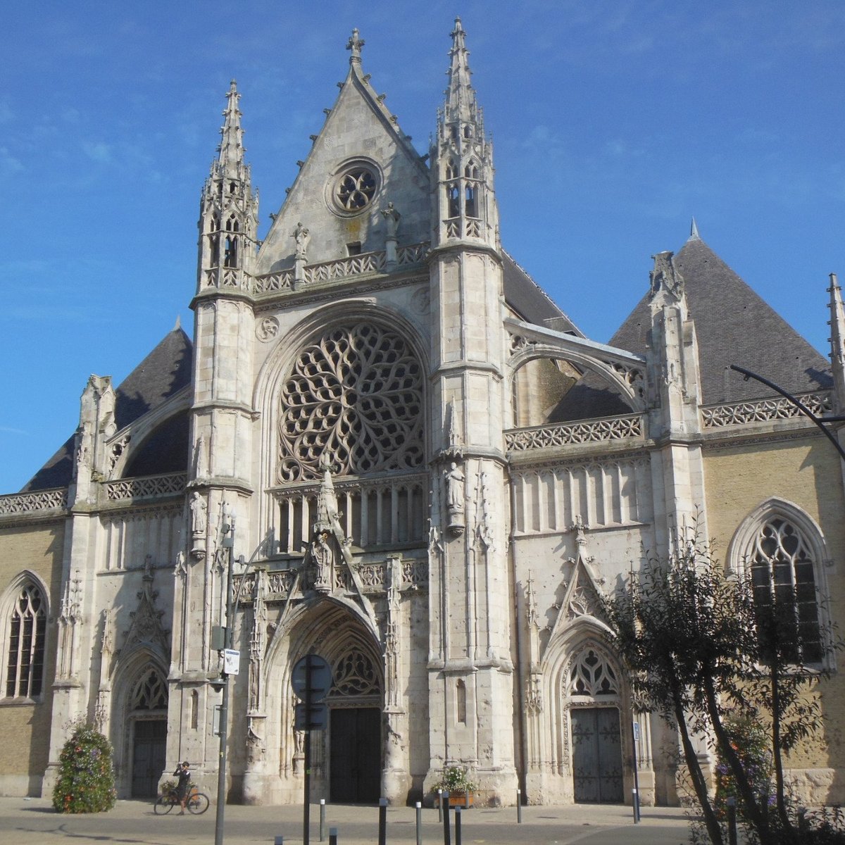 ÉGLISE SAINT-ÉLOI (2024) All You Need to Know BEFORE You Go (with Photos)