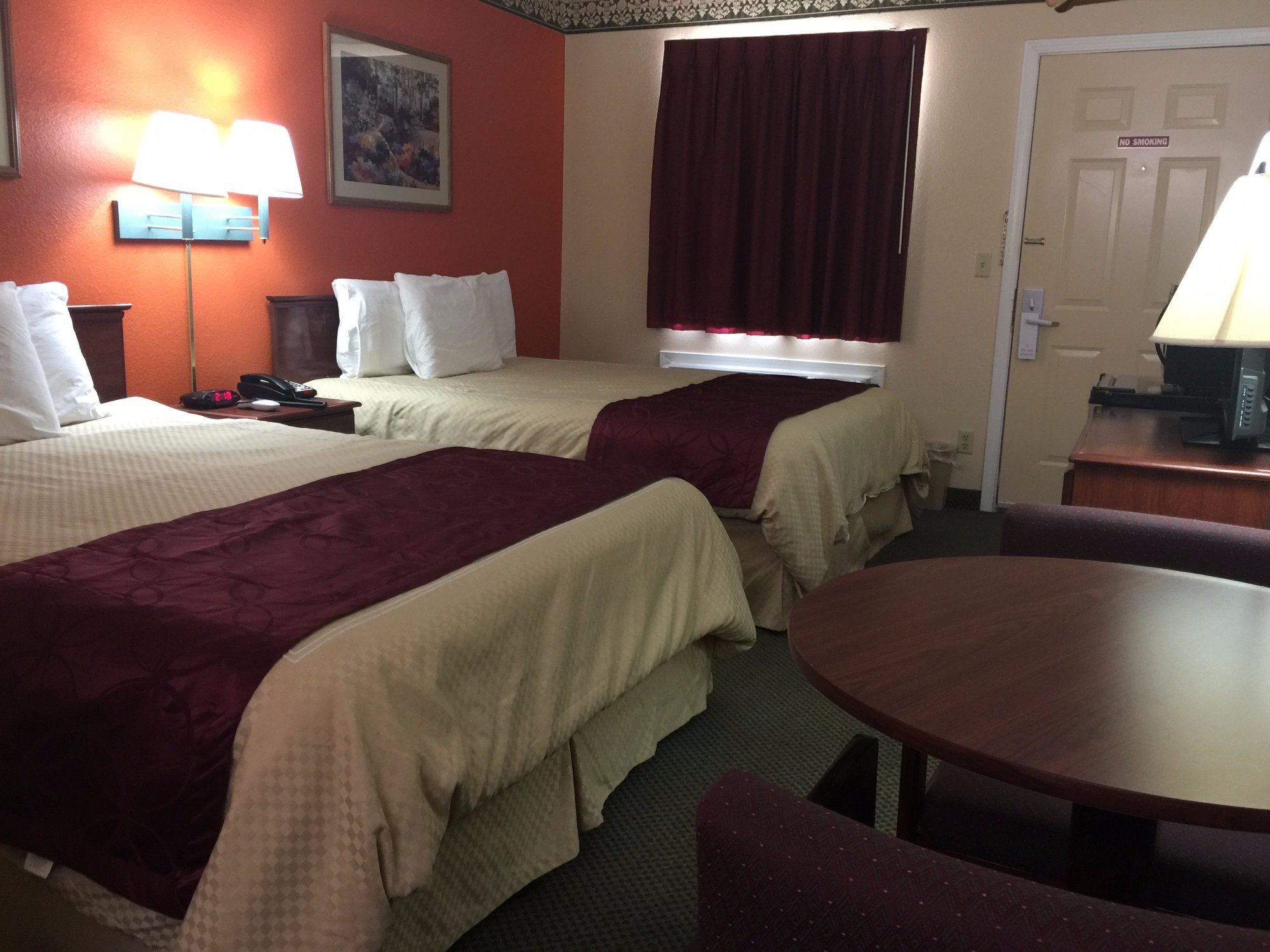 Hotel photo 32 of Green Country Inn.