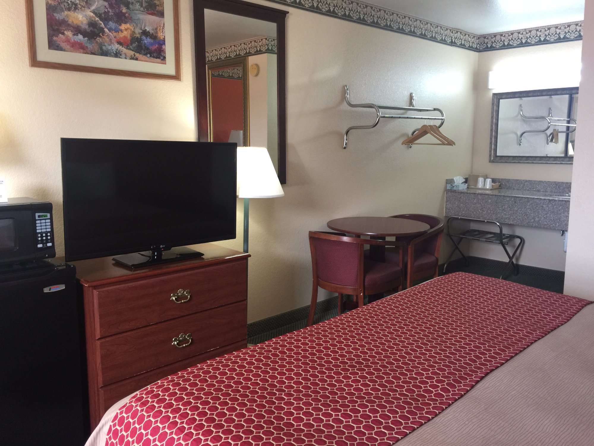 Hotel photo 22 of Green Country Inn.