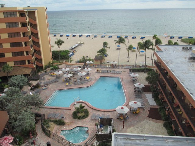 Lighthouse Cove Resort: Your Gateway to Pompano Beach, Florida