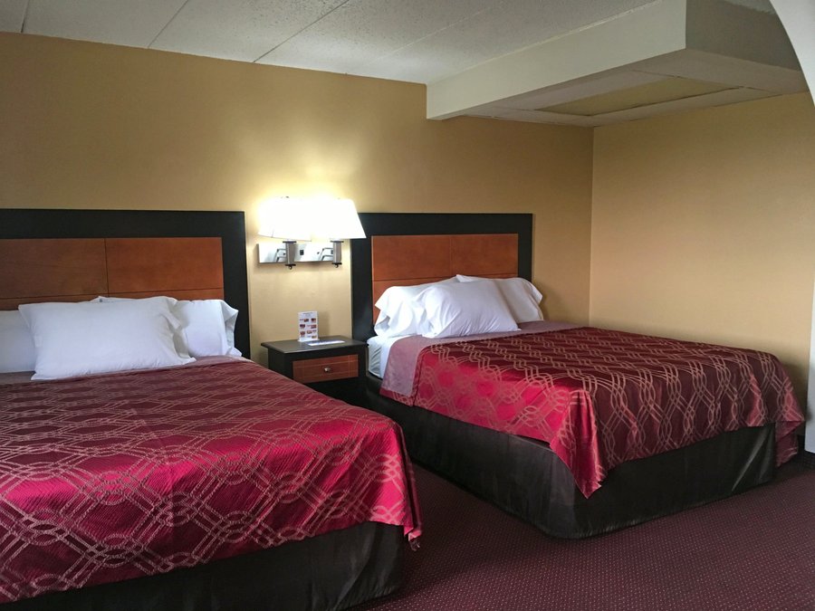 AMERICAS BEST VALUE INN Prices &amp; Hotel Reviews (Omaha