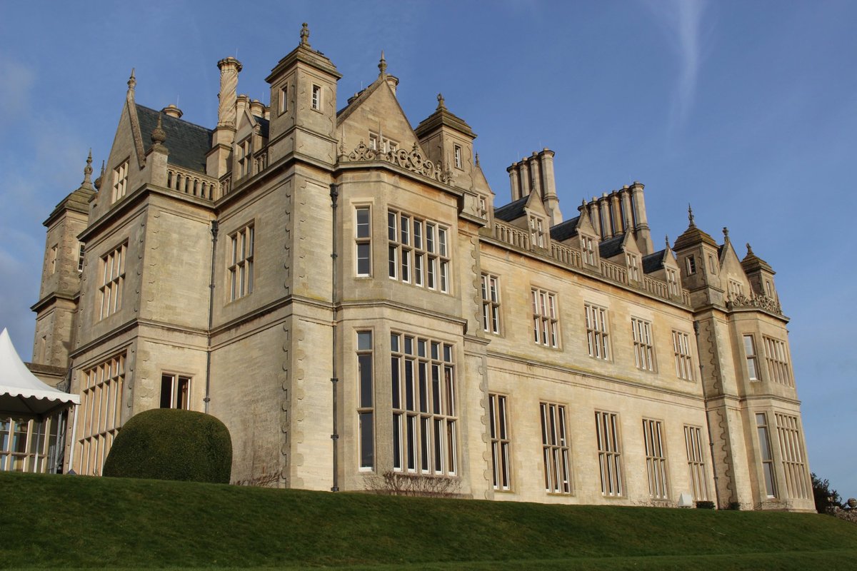 Stoke Rochford Hall Parking: Pictures & Reviews - Tripadvisor