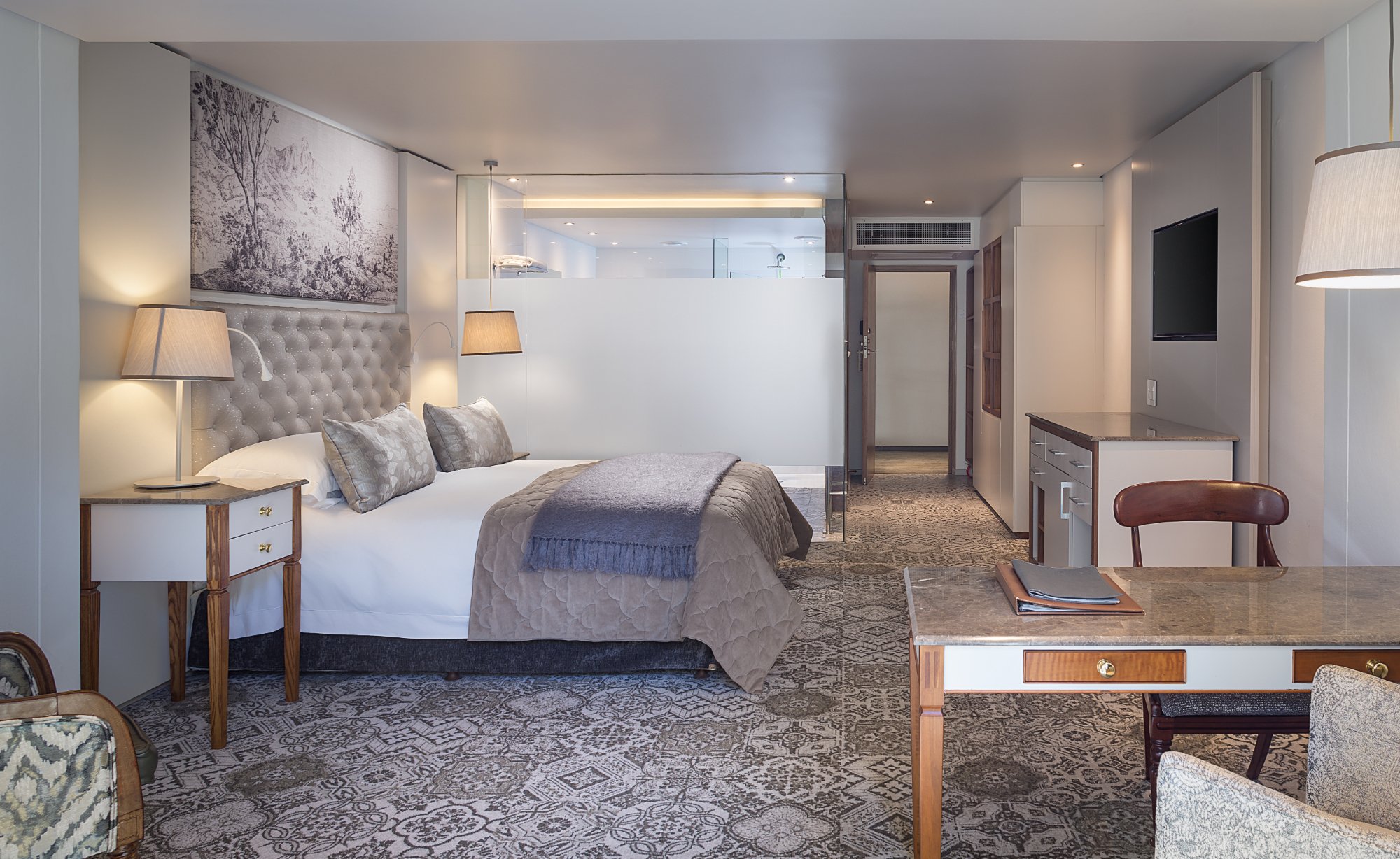 Hotel photo 3 of Vineyard Hotel.