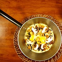 Sarten Huevos con Crema Boletus