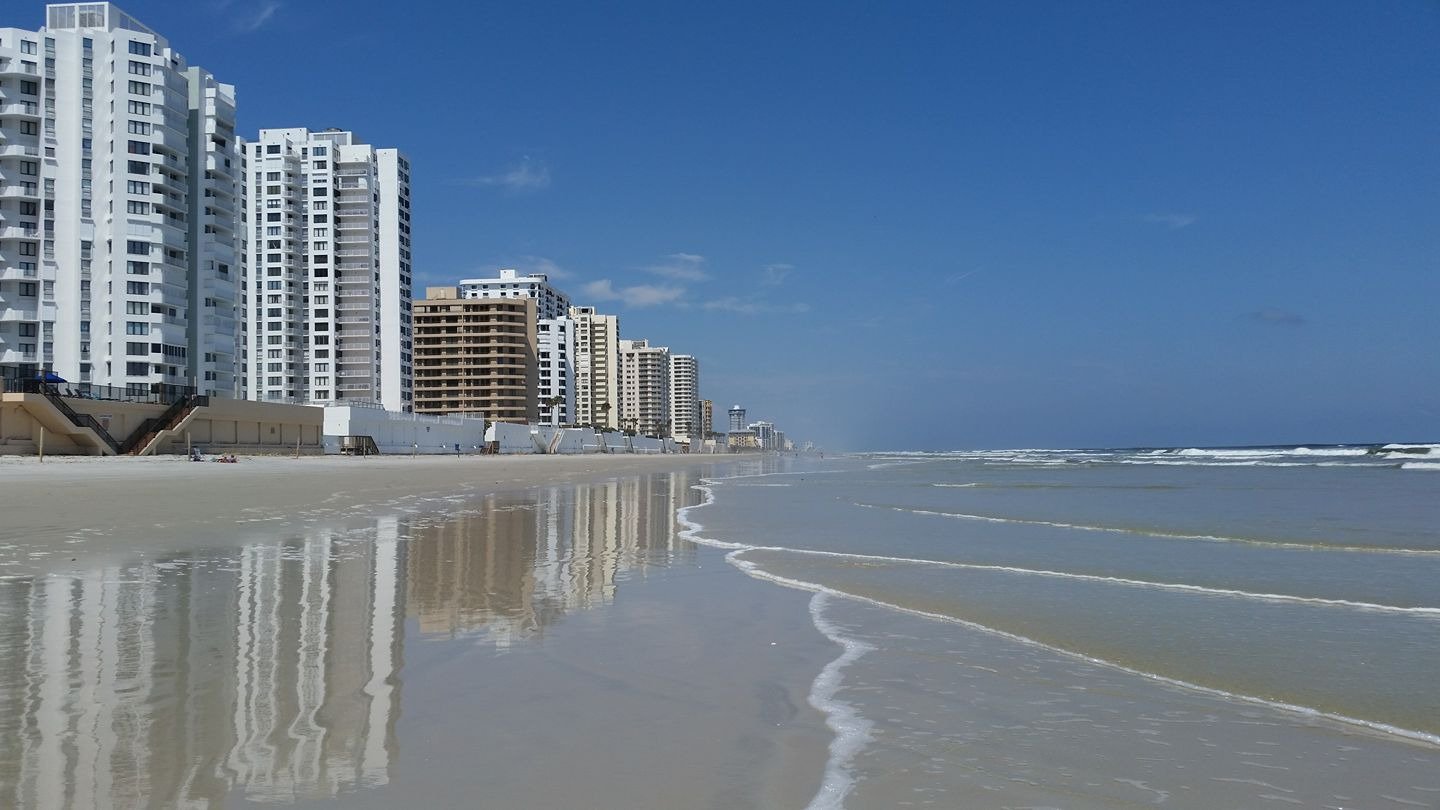 THE 10 BEST Daytona Beach Hotels with Restaurants 2024 with