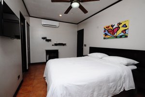 Room & Suite
