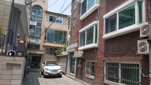 Mark's Guest House -Seoul image