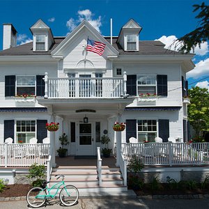 Kennebunkport Inn, located in the heart of downtown Kennebunkport.