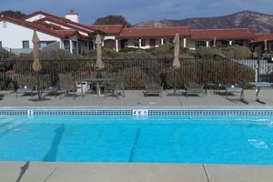 Pool & Beach