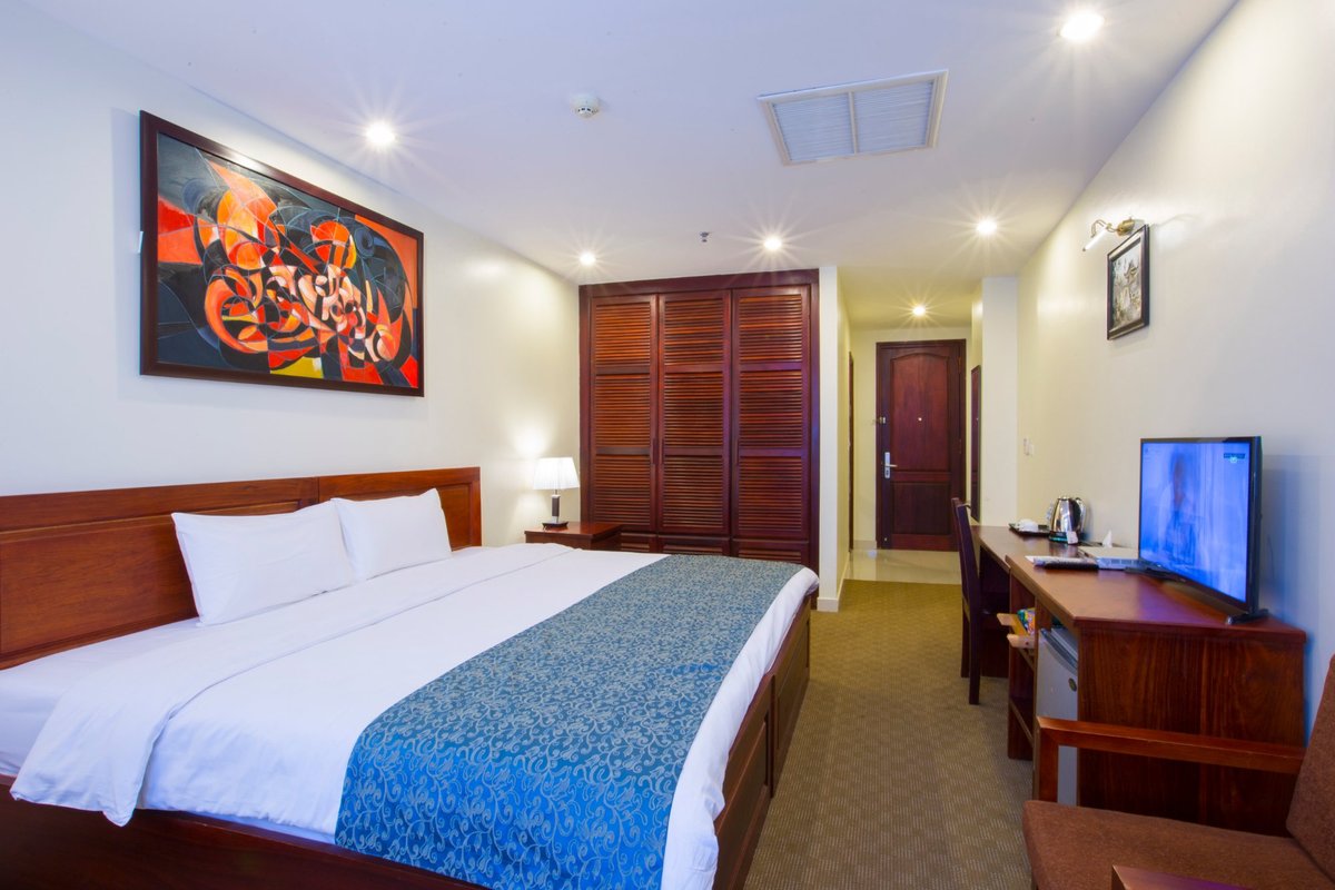 Vientiane Plaza Hotel Rooms: Pictures & Reviews - Tripadvisor