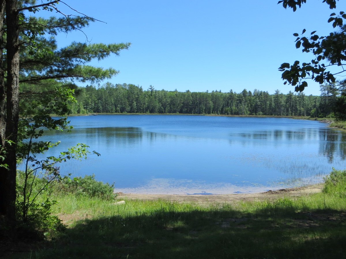 ISLAND LAKE CAMPGROUND - Prices & Reviews (Munising, MI)