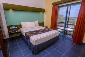Room & Suite