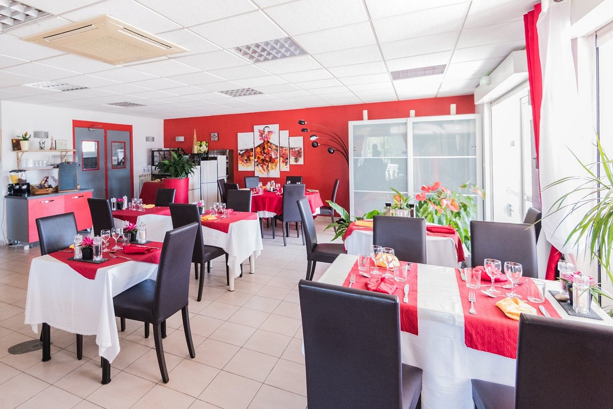 HOTEL LE GRAND JARDIN - Updated 2022 Prices (Aujargues, France)