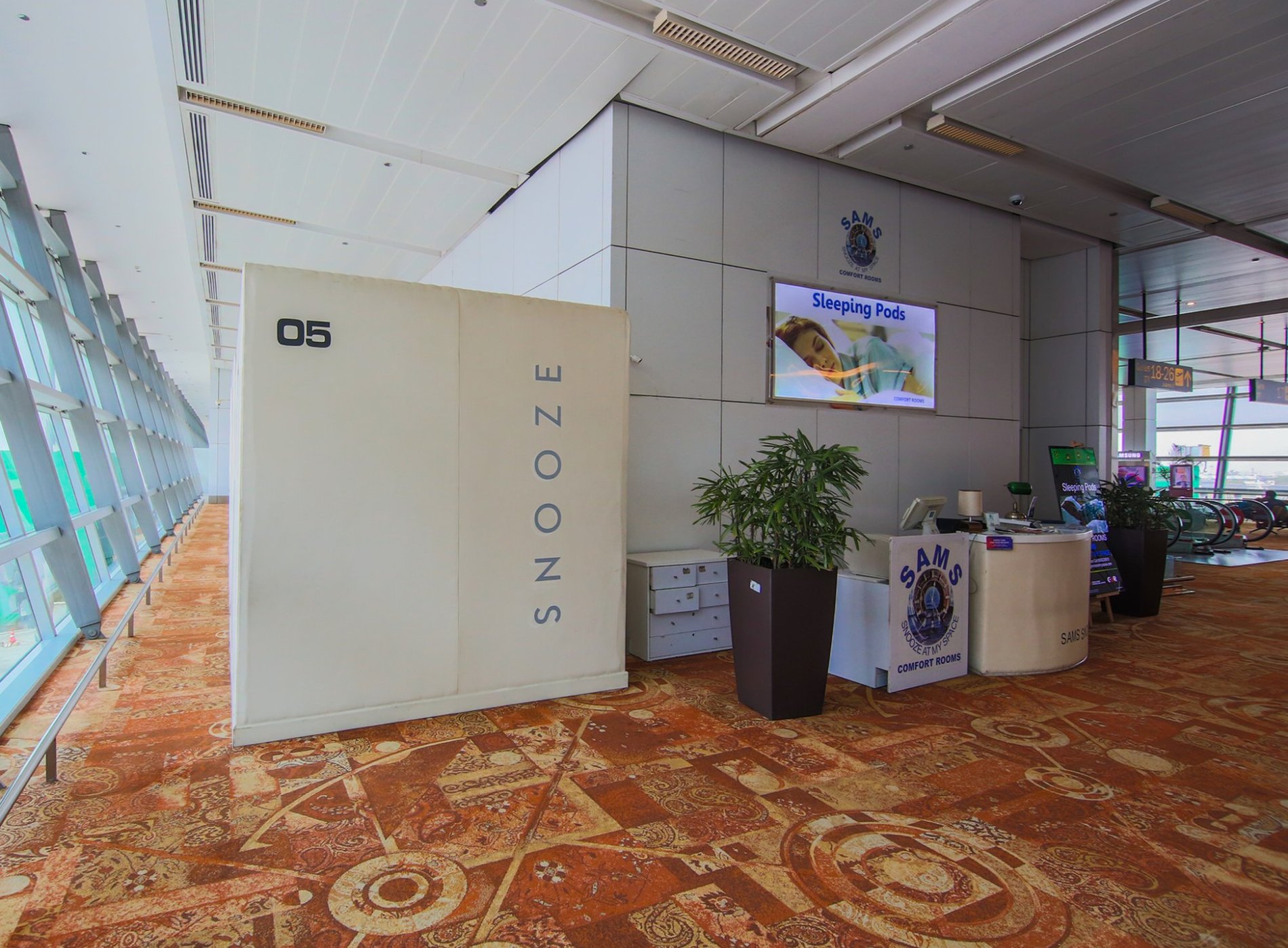 Snooze At My Space - Hotel|Lounge| Pods|Sleeping Accommodation at Delhi Airport by null