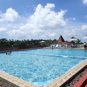 grande piscine