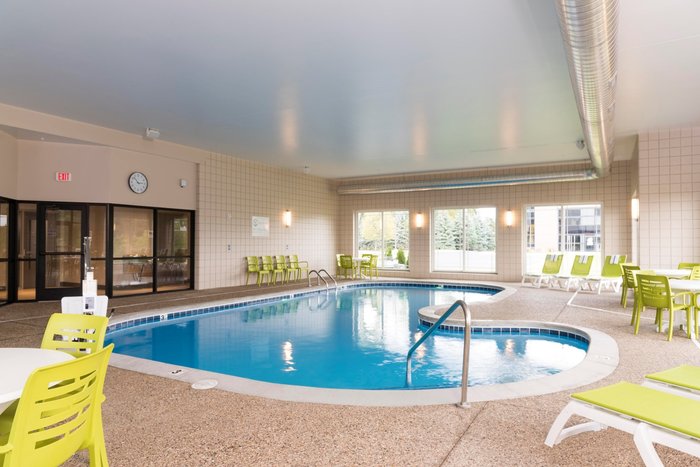 Hilton Garden Inn Grand Rapids East Pool: Pictures & Reviews - Tripadvisor