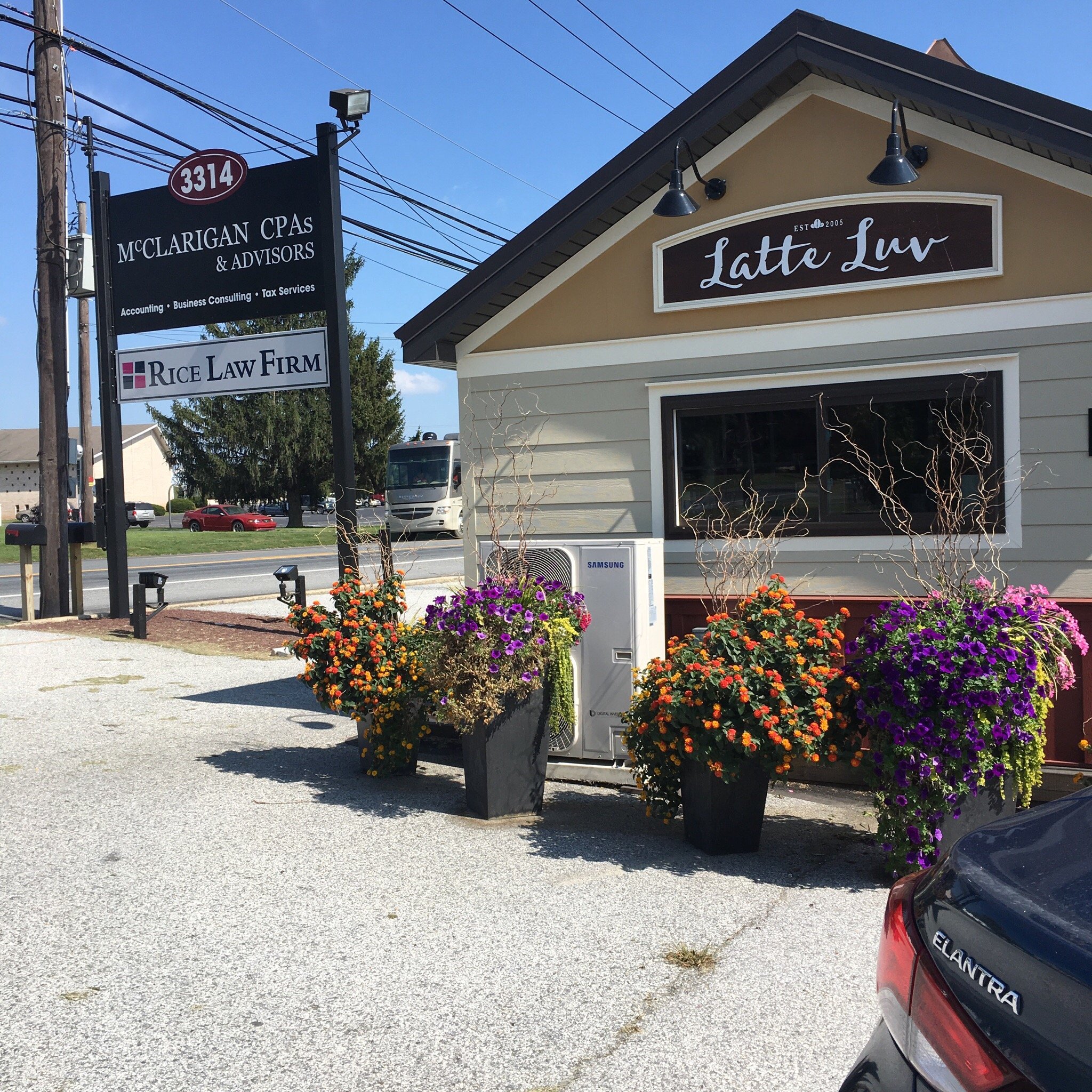 Latino Mobile Cafe CT•NY•MA | Lee's Garden Cafe Day 1 and