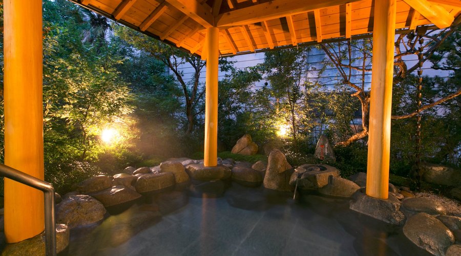 Open air Public ONSEN in night(For Man) 　男人公共露天浴池
