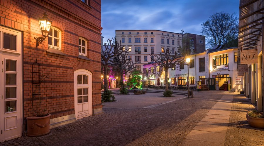 Heckmann-Höfe @night