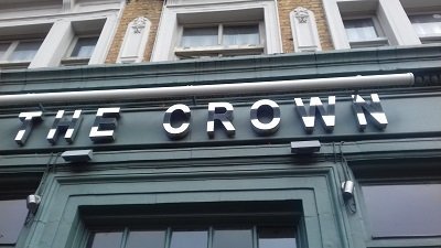 PUBLOVE @ THE CROWN, BATTERSEA (London) - Hostel Reviews, Photos, Rate ...