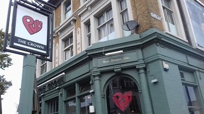 PUBLOVE @ THE CROWN, BATTERSEA (London) - Hostel Reviews, Photos, Rate ...