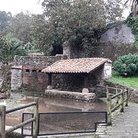 Fuente la Acebosa, en Novales