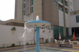 Piscina e praia