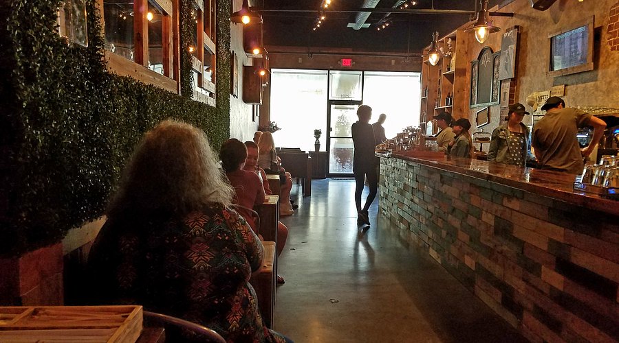 Ella Cafe