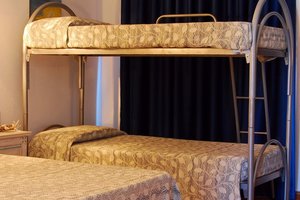 Room & Suite