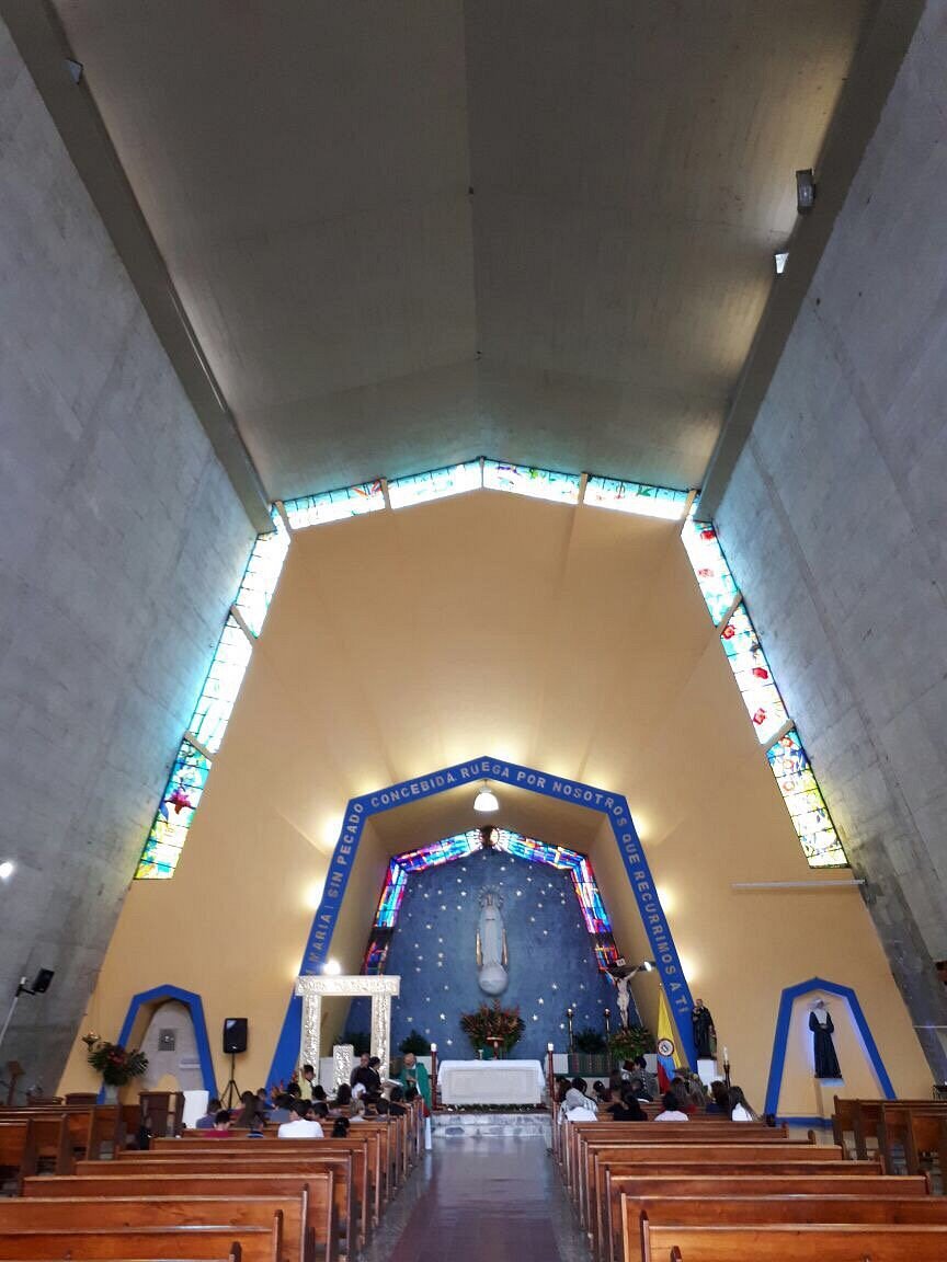 Santuario de la Medalla Milagrosa, Santa Rosa de Cabal Santuario de la Medalla Milagrosa, Santa Rosa de Cabal