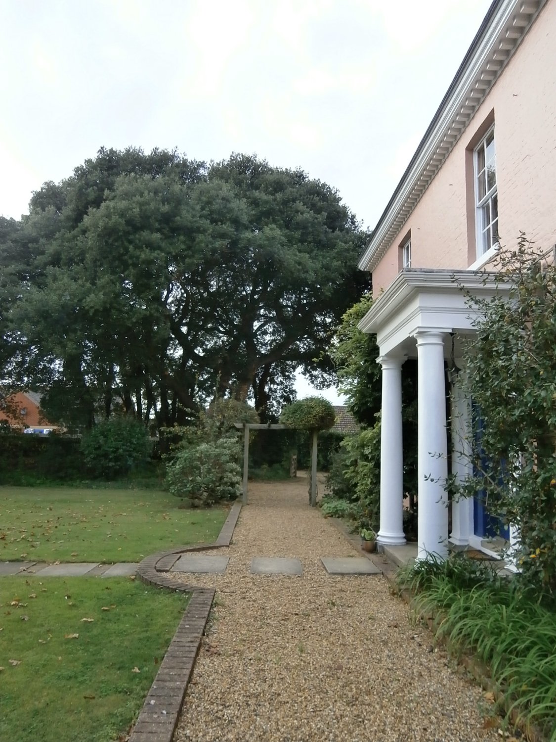 GRANGE FARM HOUSE (Felixstowe) - B&B Reviews, Photos, Rate Comparison ...