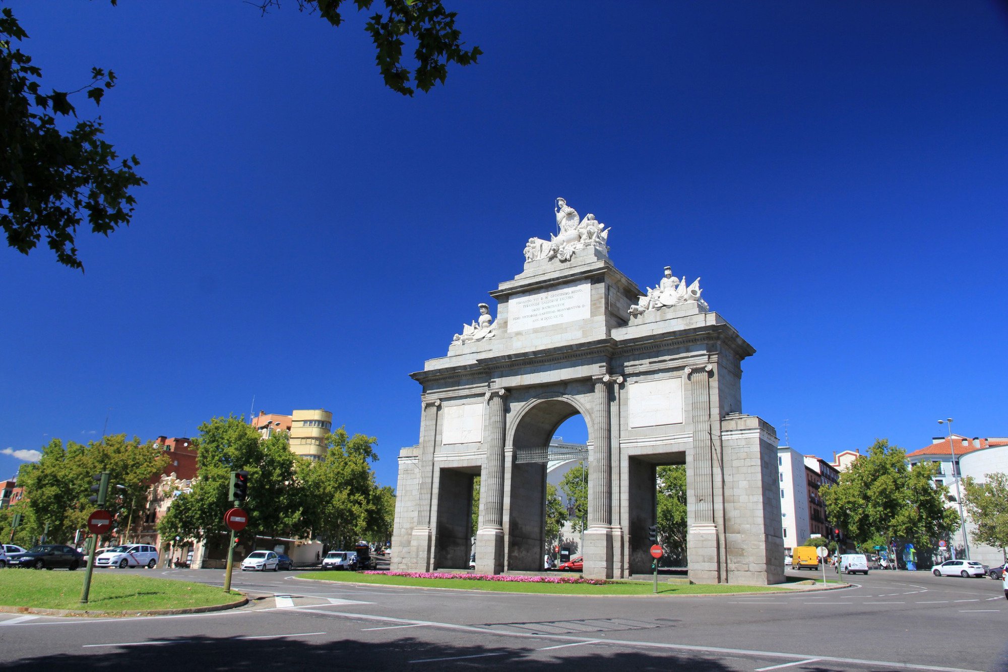 Centros ideal outlet puerta de toledo