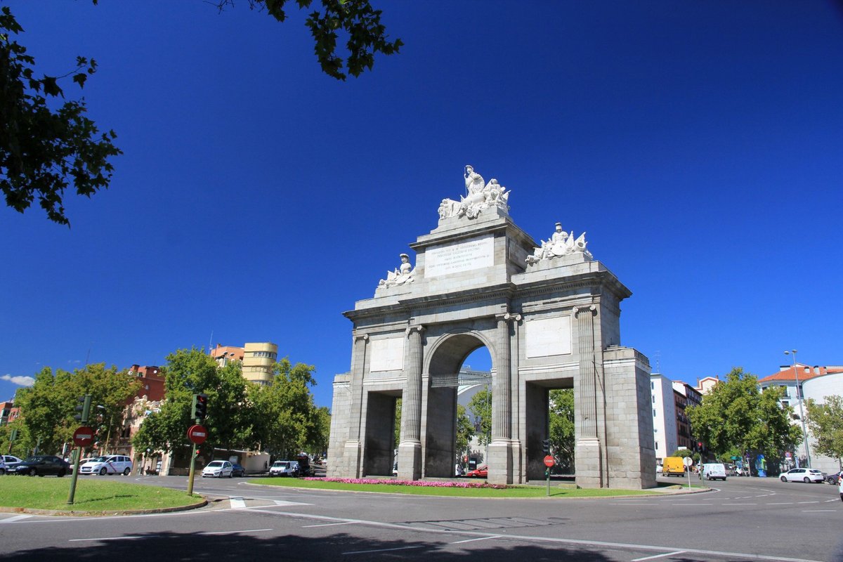 mi Ubicación adolescente PUERTA DE TOLEDO (Madrid) - 2023 Qué SABER antes de ir