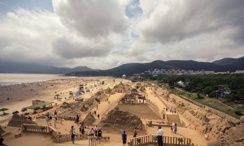PUTO BEACH SAND ATRACTIONS