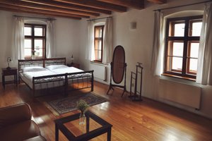 Room & Suite