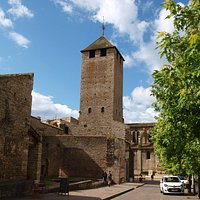 Du haut de la Tour des Fromages, découvrez un extraordinaire panorama sur la cité-abbaye.