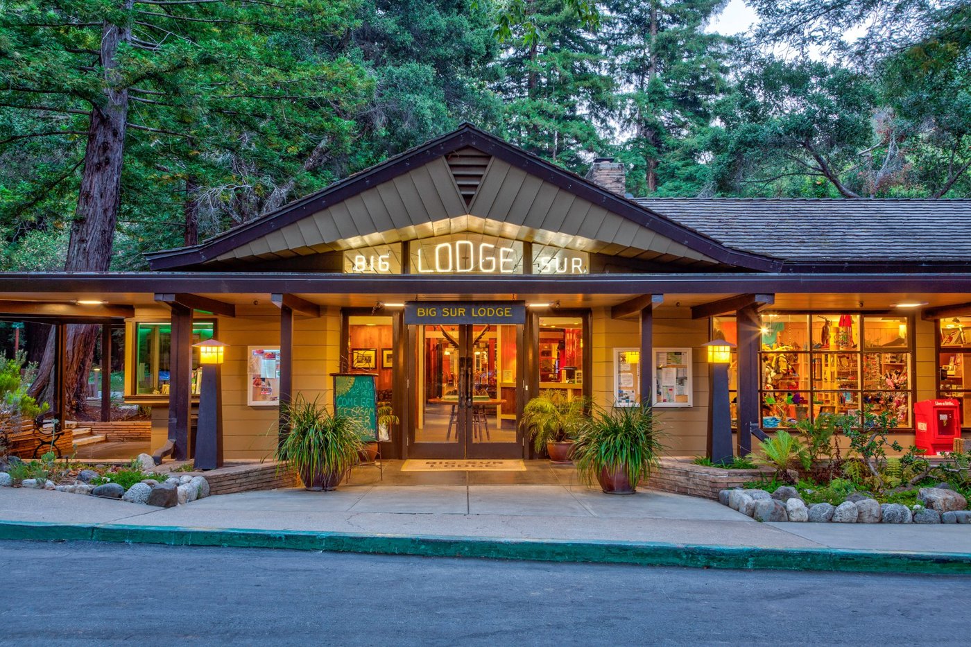 Big Sur Lodge Gift Shop: Pictures & Reviews - Tripadvisor