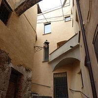 Borgo Castello, salita e mancorrenti
