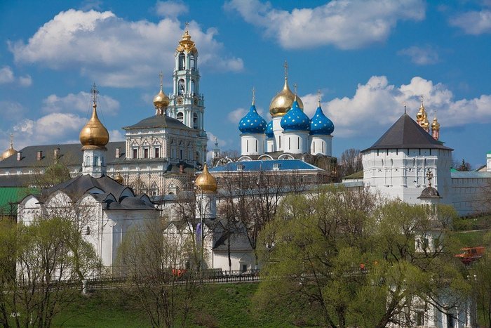 Смотровая площадка (вид на Лавру)