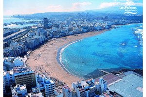 1. Playa de Las Canteras