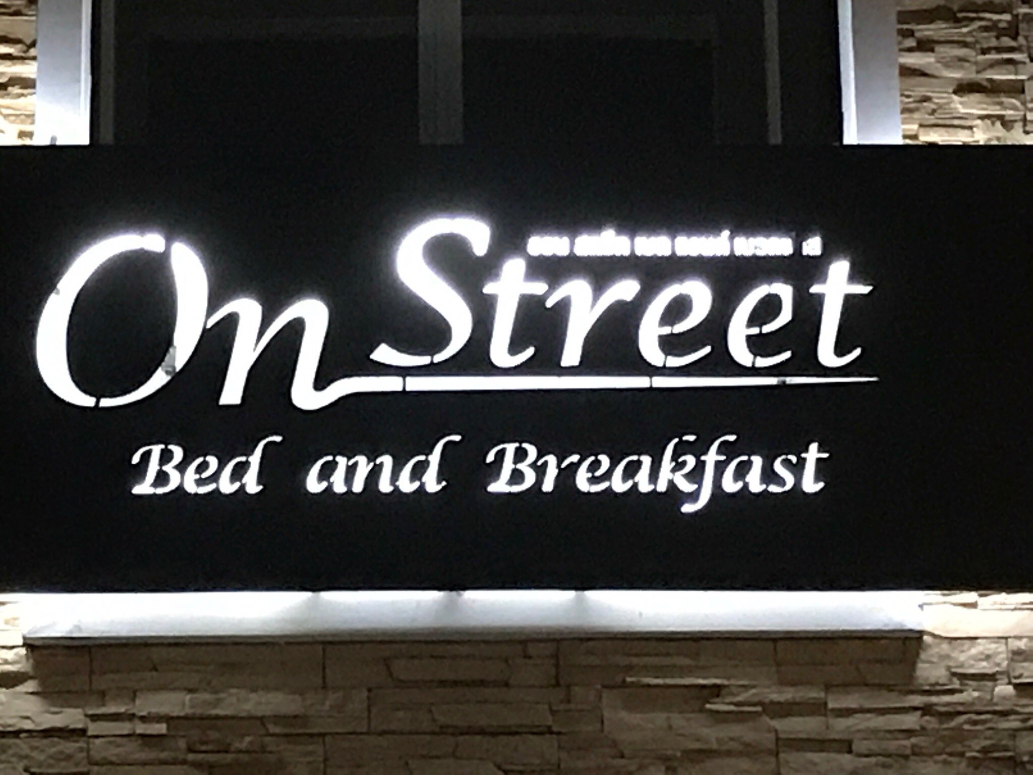 ON STREET BED AND BREAKFAST - Hostel Reviews (Phuket/Karon)