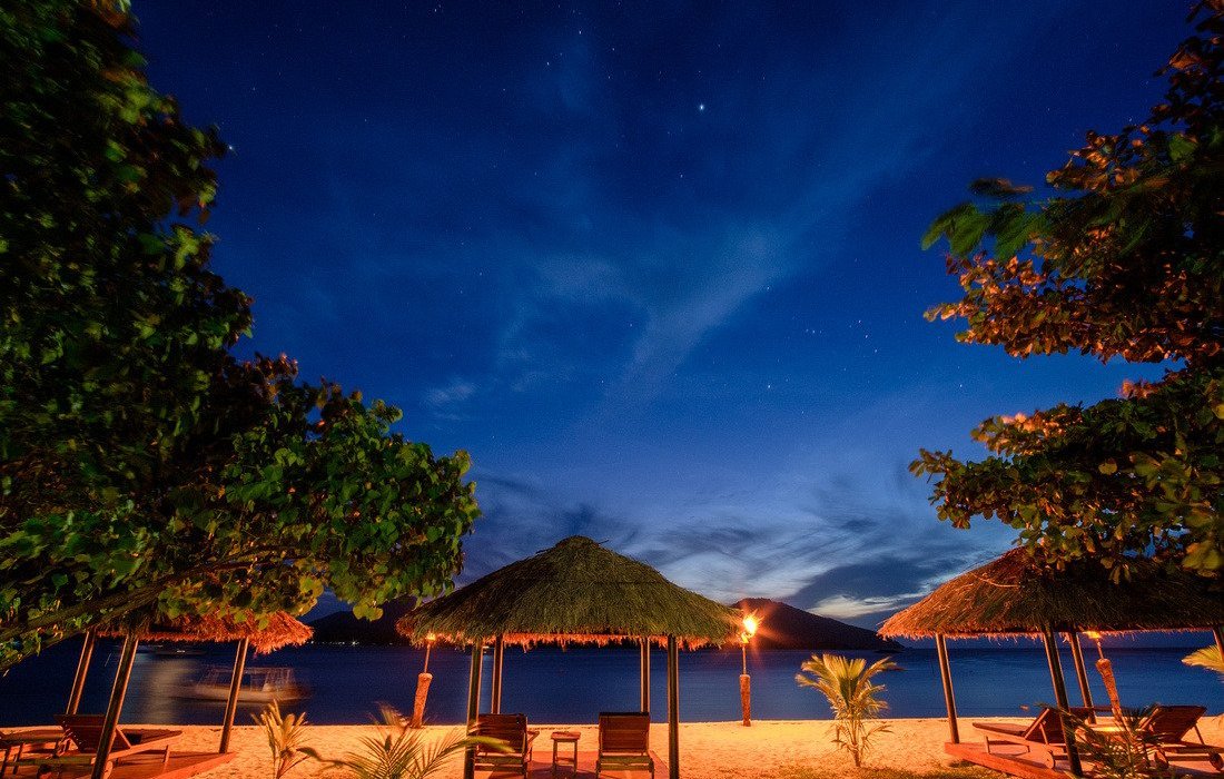 Nanuya Island Resort by null
