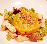 Plat végétarien: tarte de butternut aux cèpes