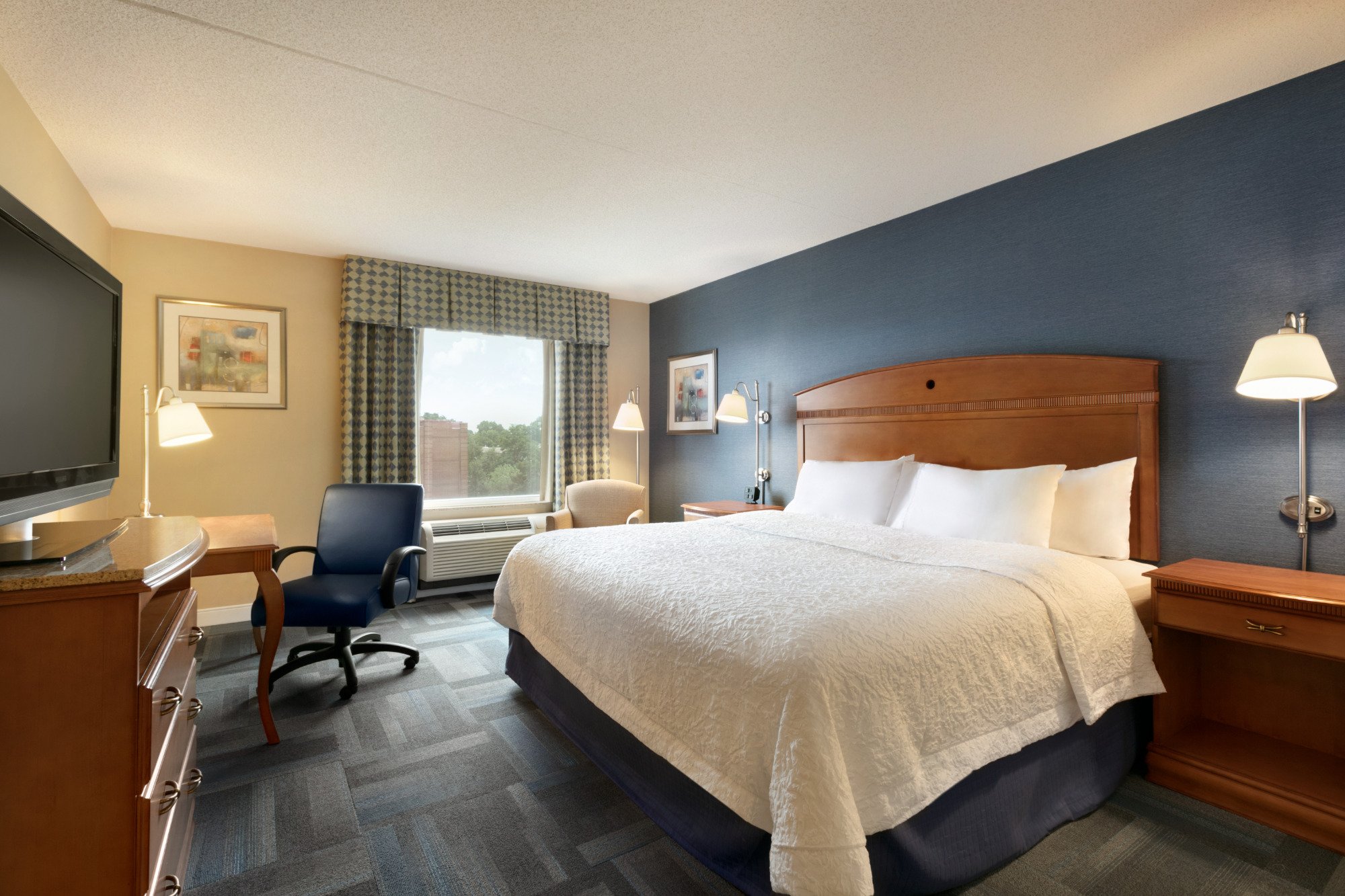 Hotel photo 7 of Hampton Inn New York - LaGuardia Airport.