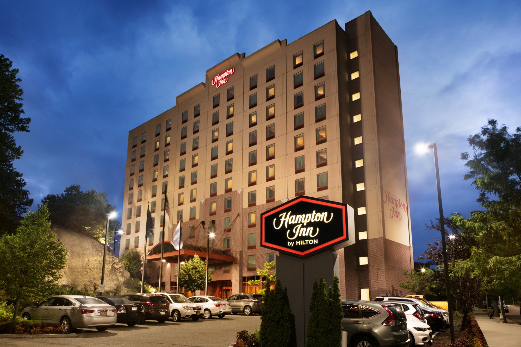 Hotel photo 5 of Hampton Inn New York - LaGuardia Airport.
