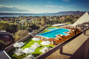 Piscina y playa
