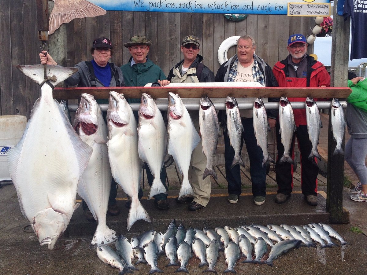 Squeezed in a quick commercial trip in between salmon charters. The dock  price is solid and the Halibut cooperated. Big thanks to @thealaskalife907  for