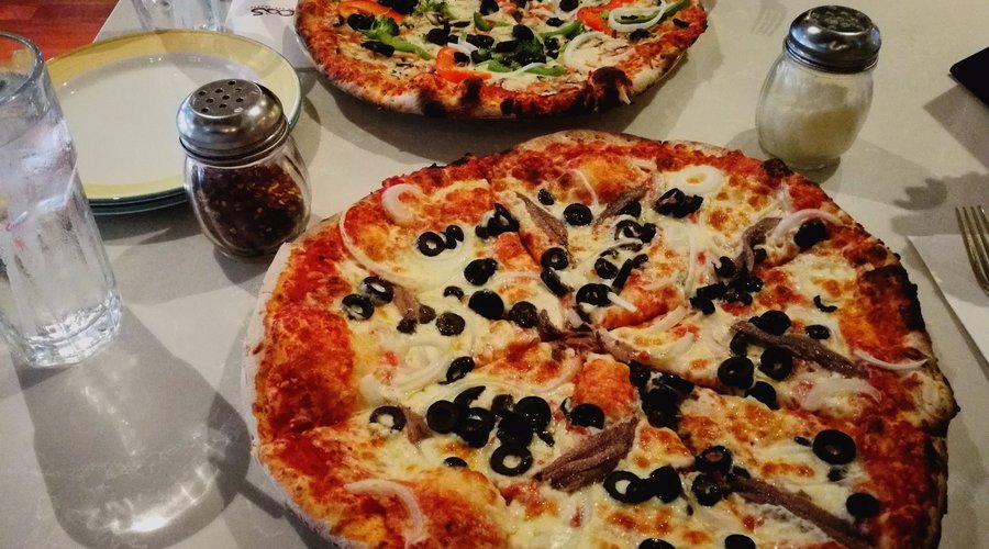 yummie pizza's