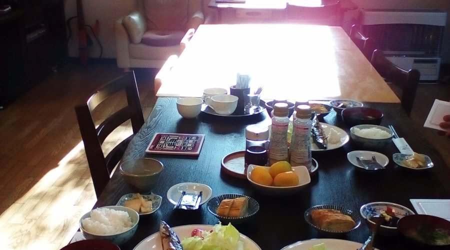 朝食