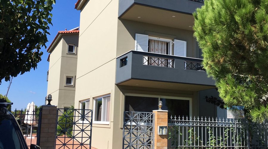 Main entrance to the property